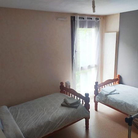 Sévrier Chambre Privee 2 Pas Du Lac Chez L'Habitant מראה חיצוני תמונה