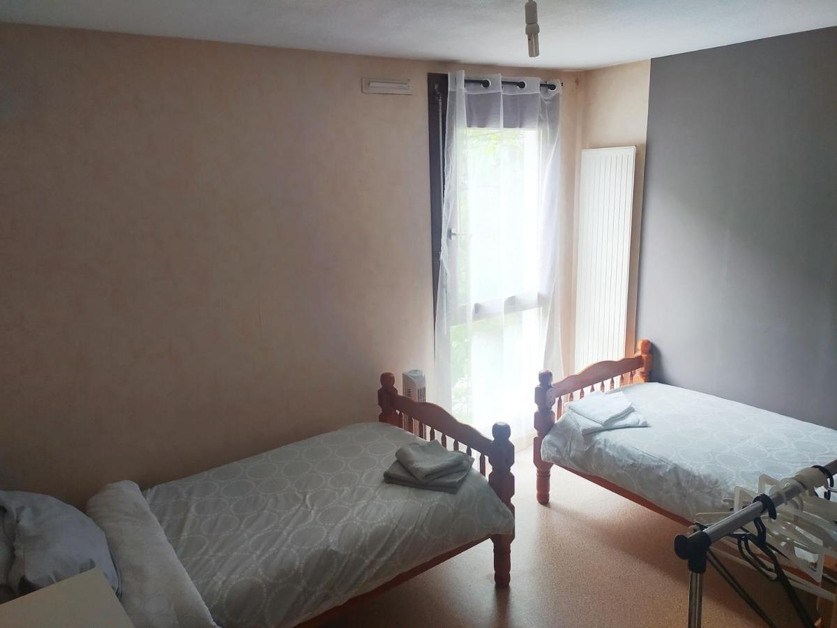 Sévrier Chambre Privee 2 Pas Du Lac Chez L'Habitant מראה חיצוני תמונה