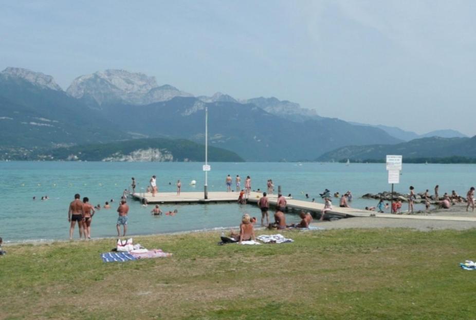 Sévrier Chambre Privee 2 Pas Du Lac Chez L'Habitant מראה חיצוני תמונה